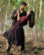 Black Diverting Threads Couple Set