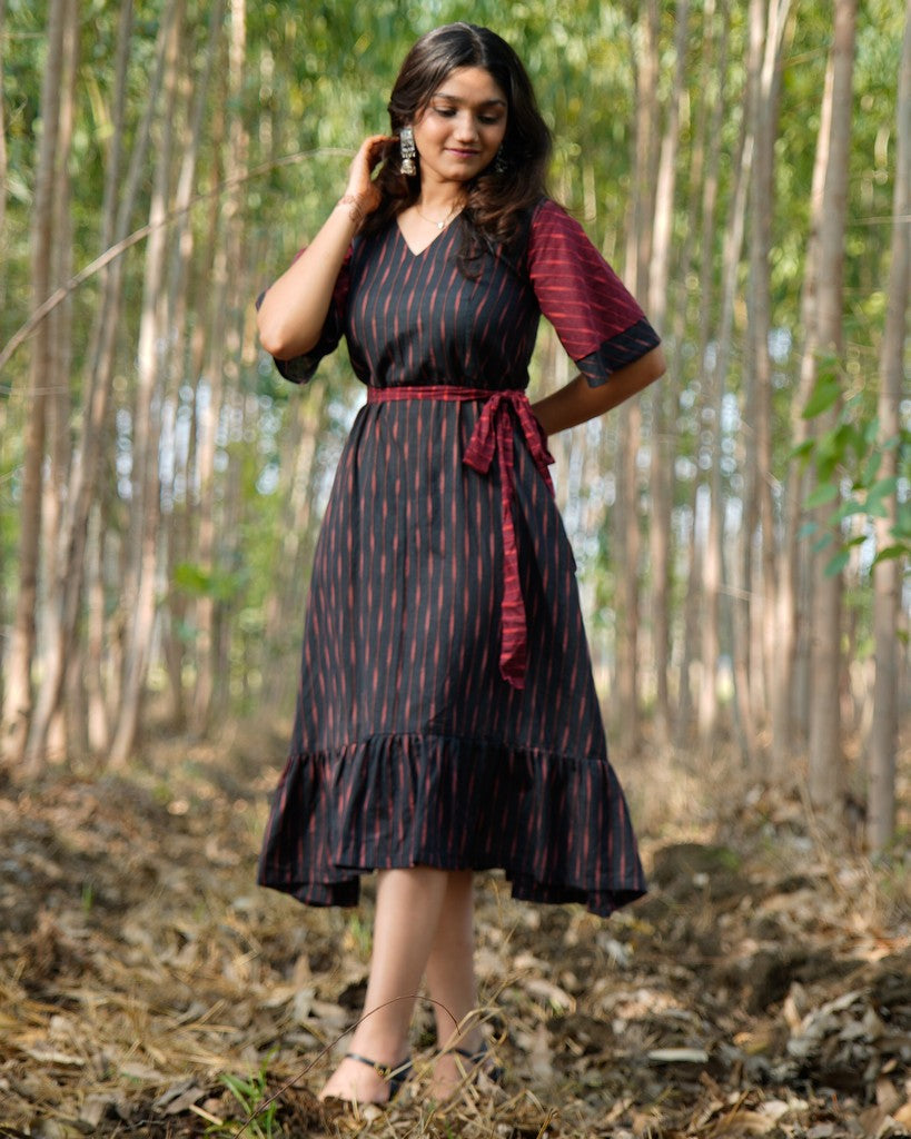 Black Diverting Threads Couple Set