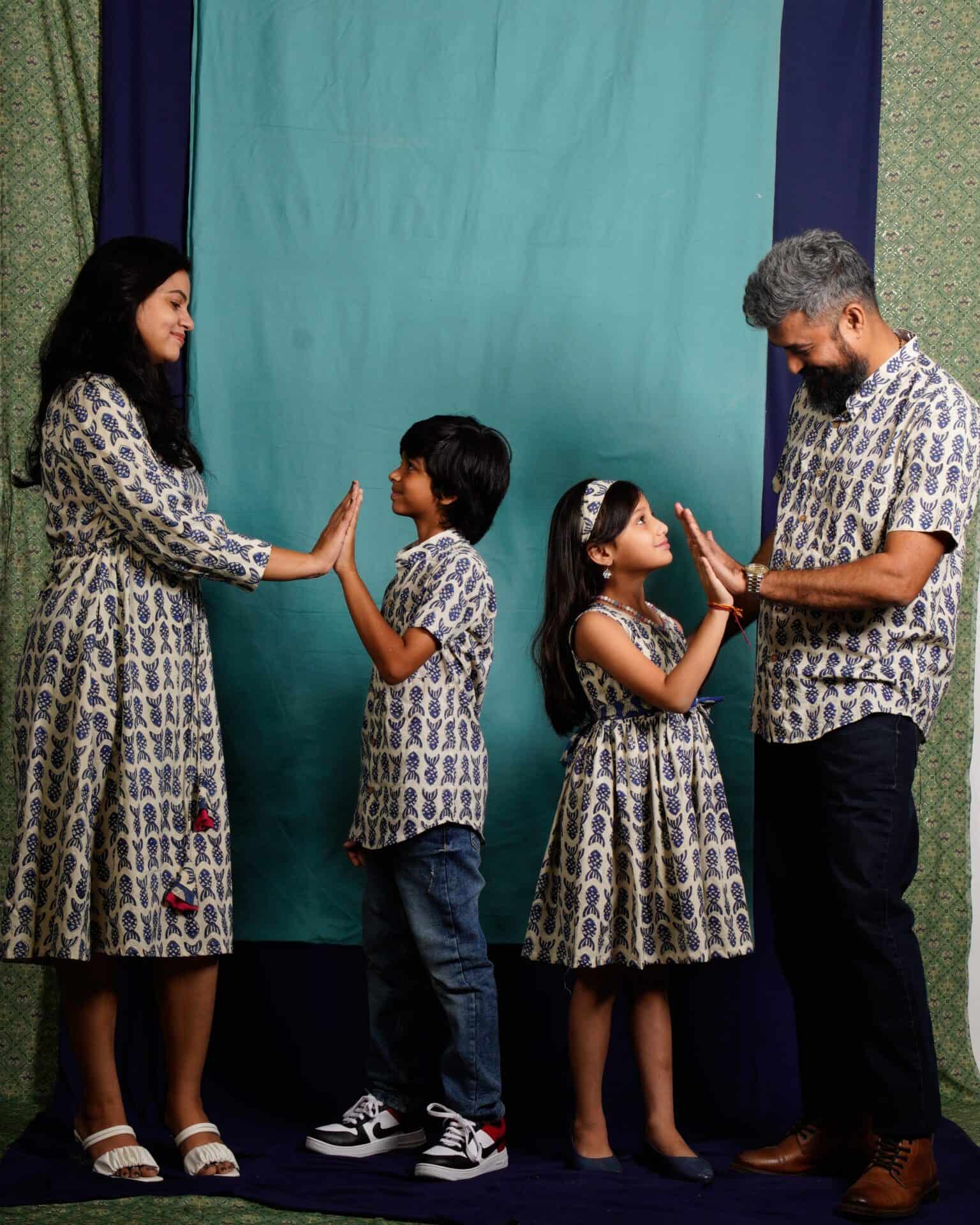 Blue Shoal Family Set