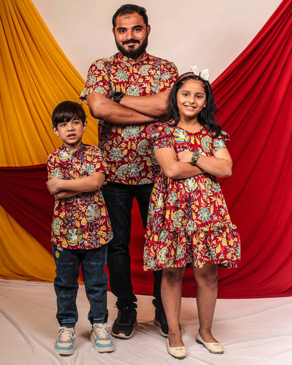 Leafing Red Floral Father Daughter Twinning