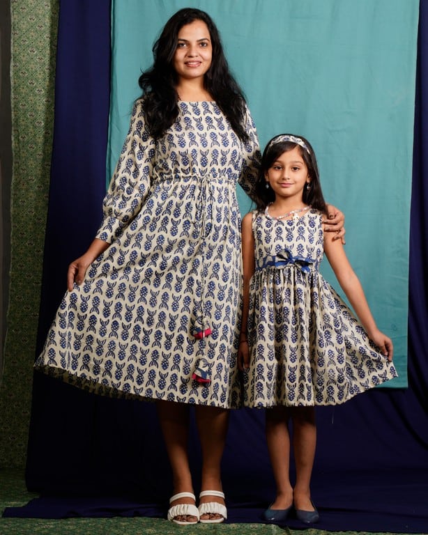 Blue Shoal Mother Daughter Twinning