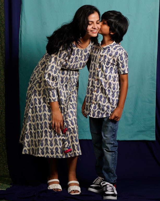 Blue Shoal Mother Son Twinning