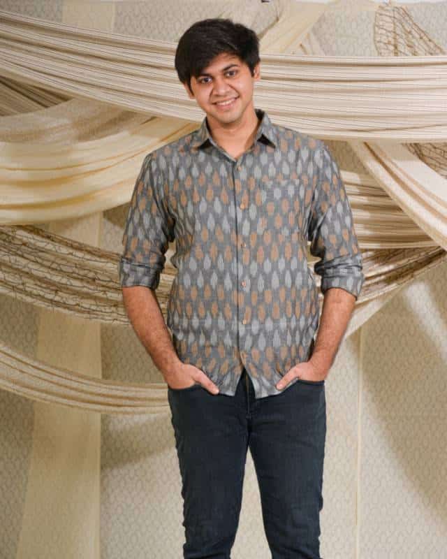 Graphic Grey Shirt Main image