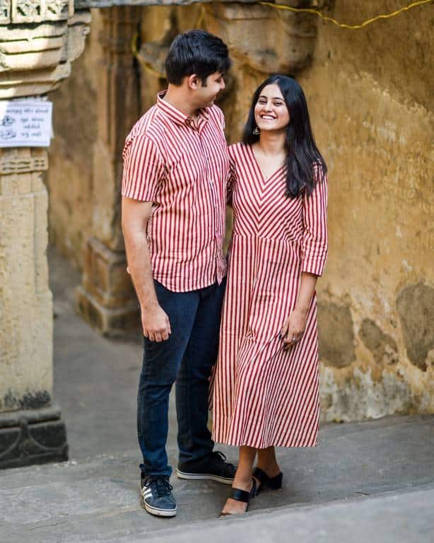 Brick Red Striped Couple