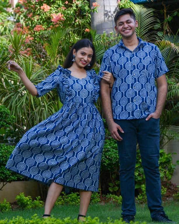 Lollipop Upbeat Blue Frill Couple