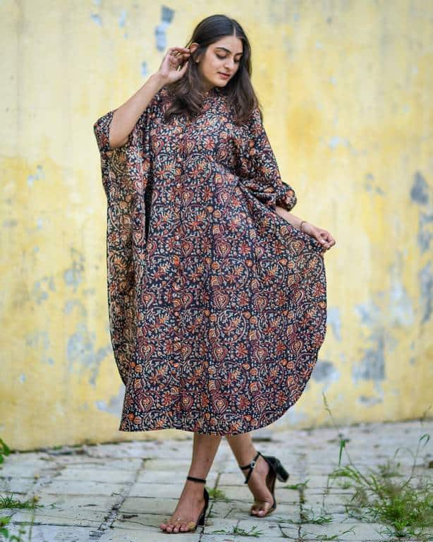 Black Maroon Blast Kaftan