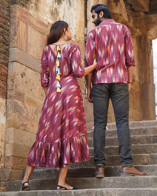 Maroon Panache Couple