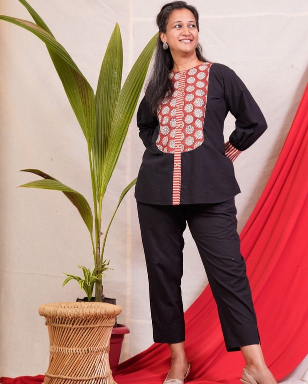 Blooming Black Short Maternity Kurti