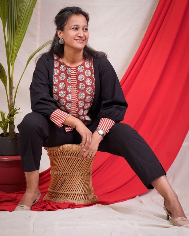 Blooming Black Short Maternity Kurti