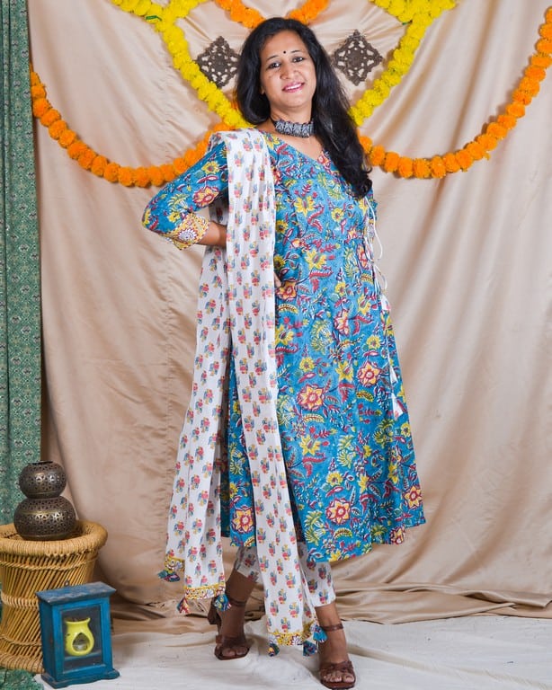Turquoise Lily Angrakha Maternity Set