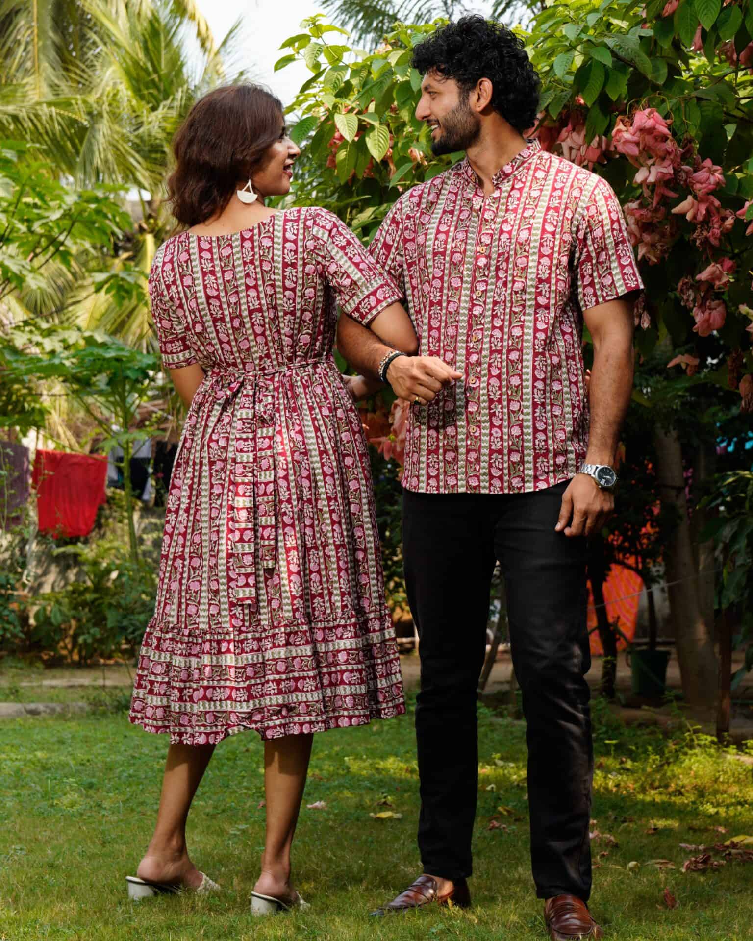 Maroon Red Pinnacle Couple