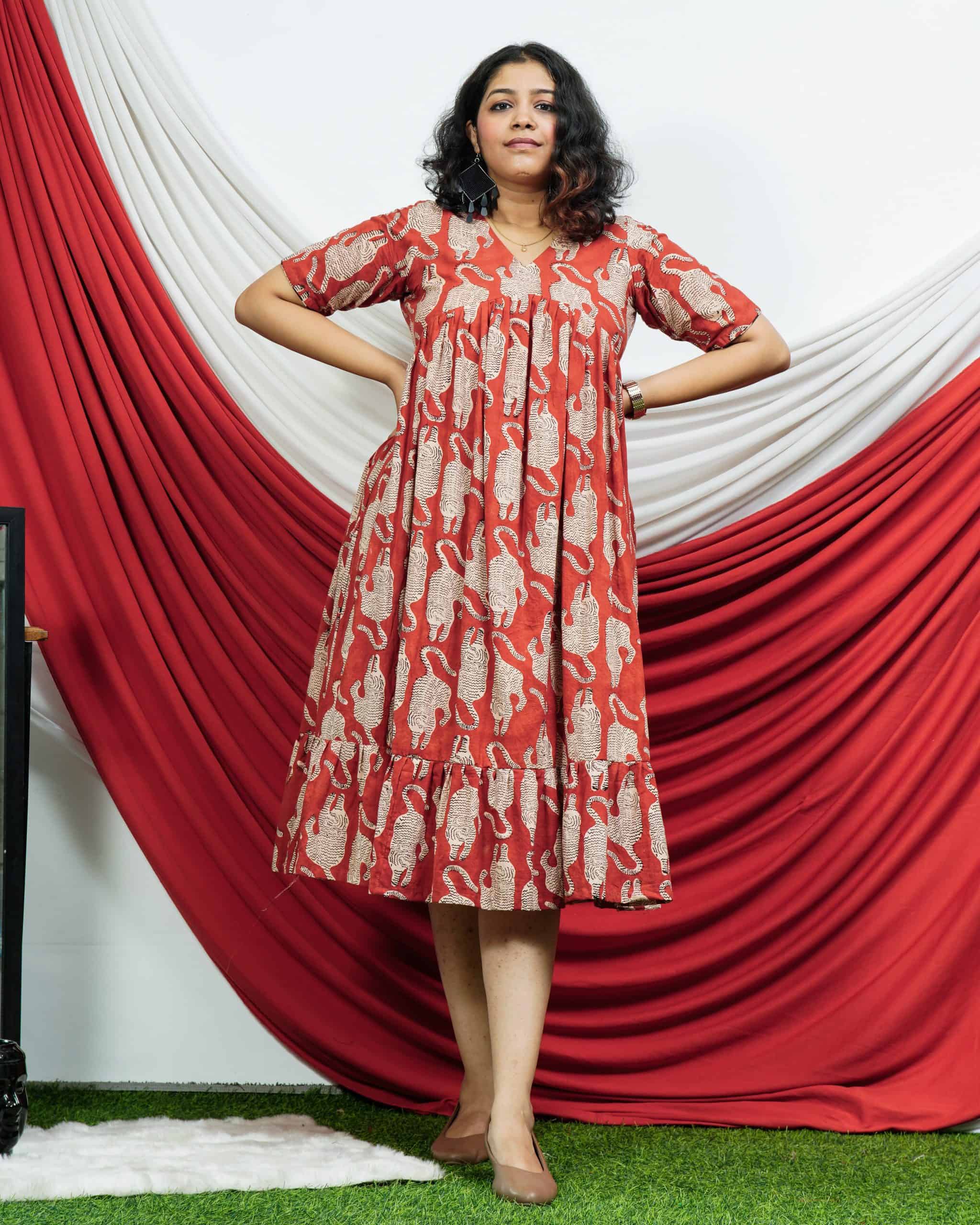 Red Lisa Midi Dress Main image