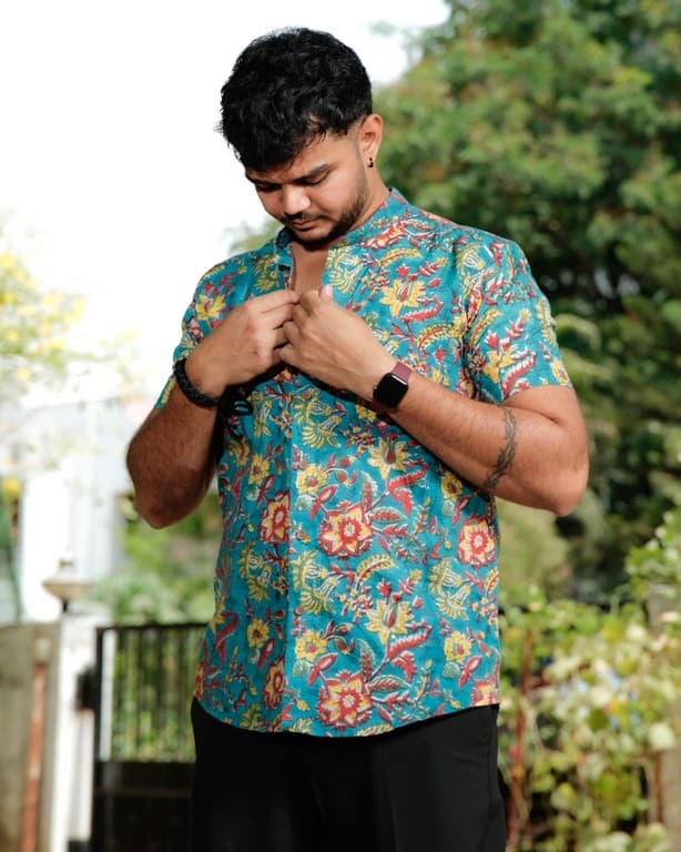 Turquoise Lily Shirt Secondary image