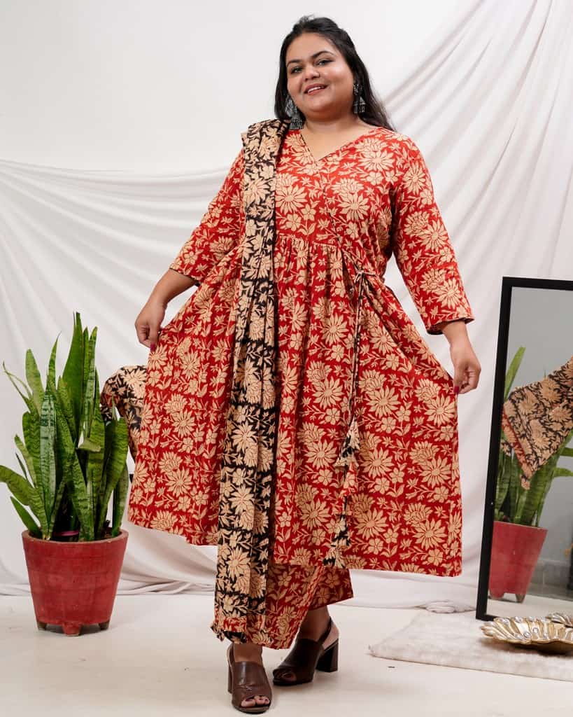 Queen Red Floral Angrakha Plus Size Kurta Set