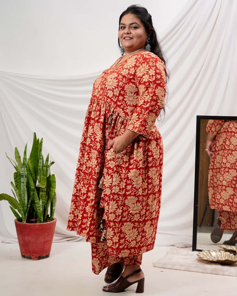 Queen Red Floral Angrakha Plus Size Kurta Set