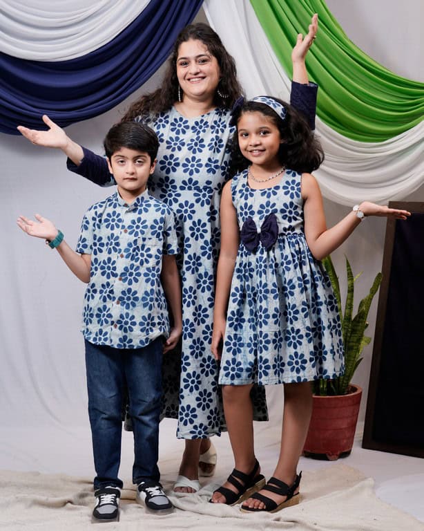 Indigo Floral Mother Kids Twinning Main image