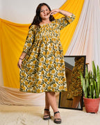 Yellow Cannas Plus Size Outfits