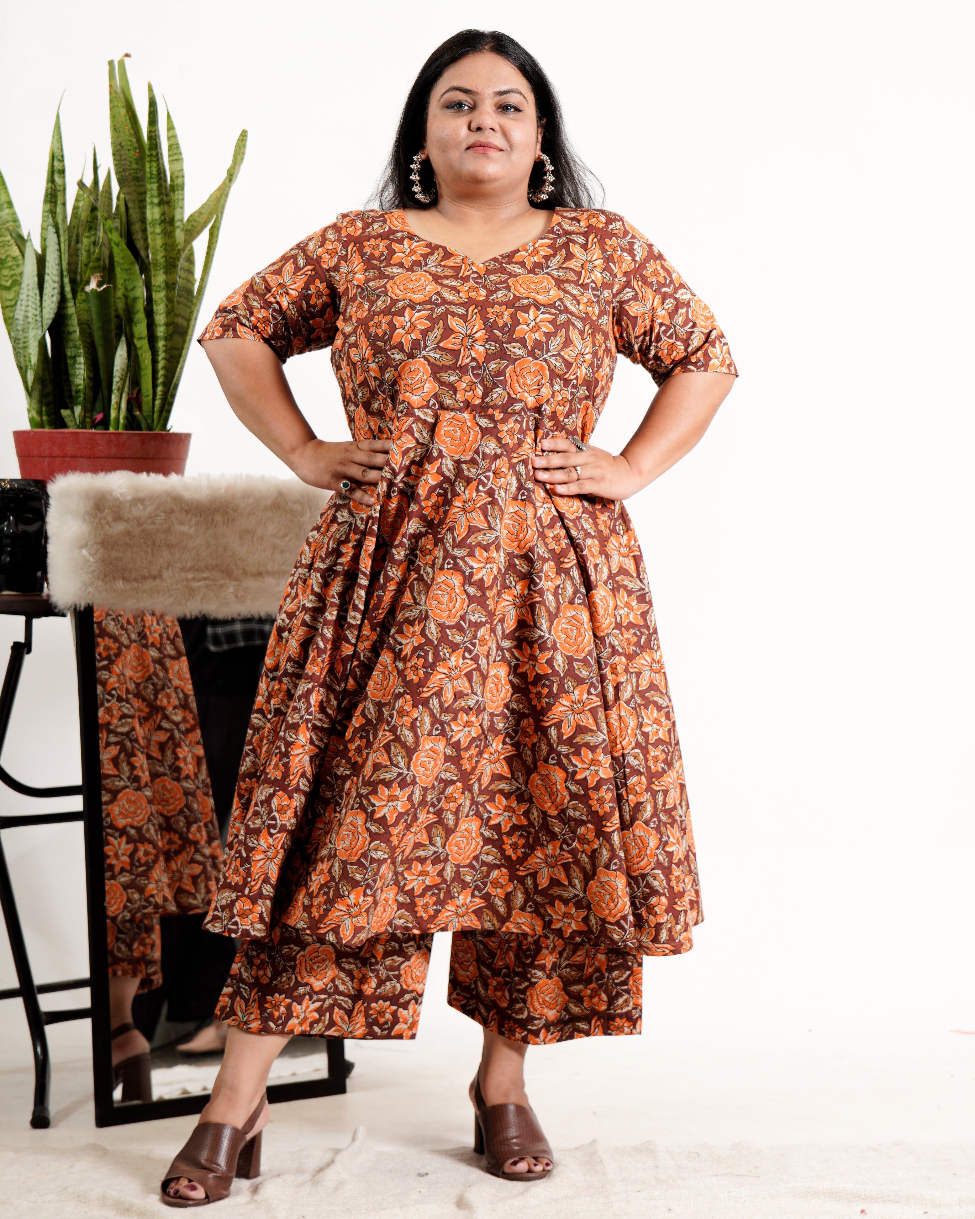 Brick Rose Plus Size Kurta Set Main image