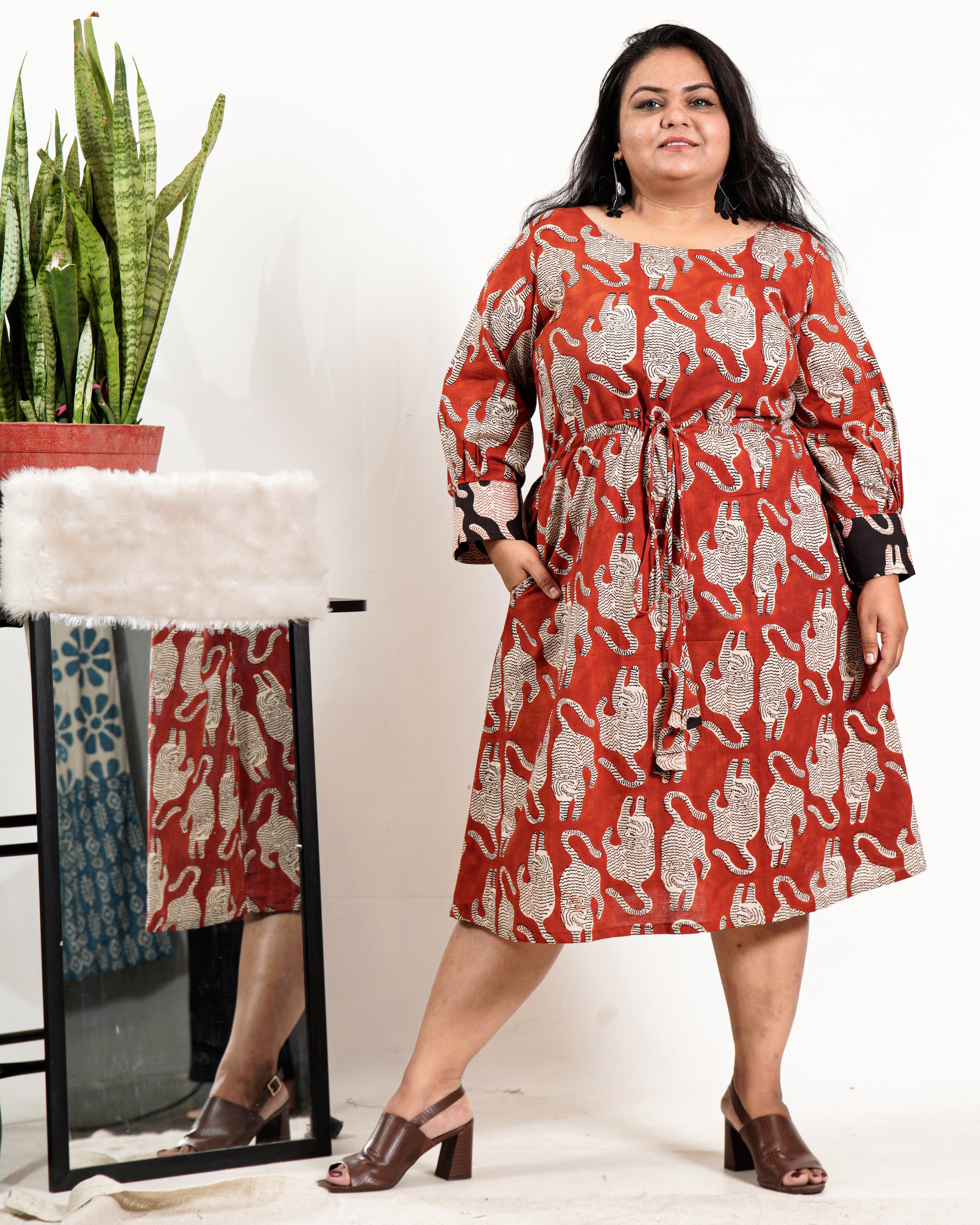 Red Kitty Shoal Plus Size Outfits Main image