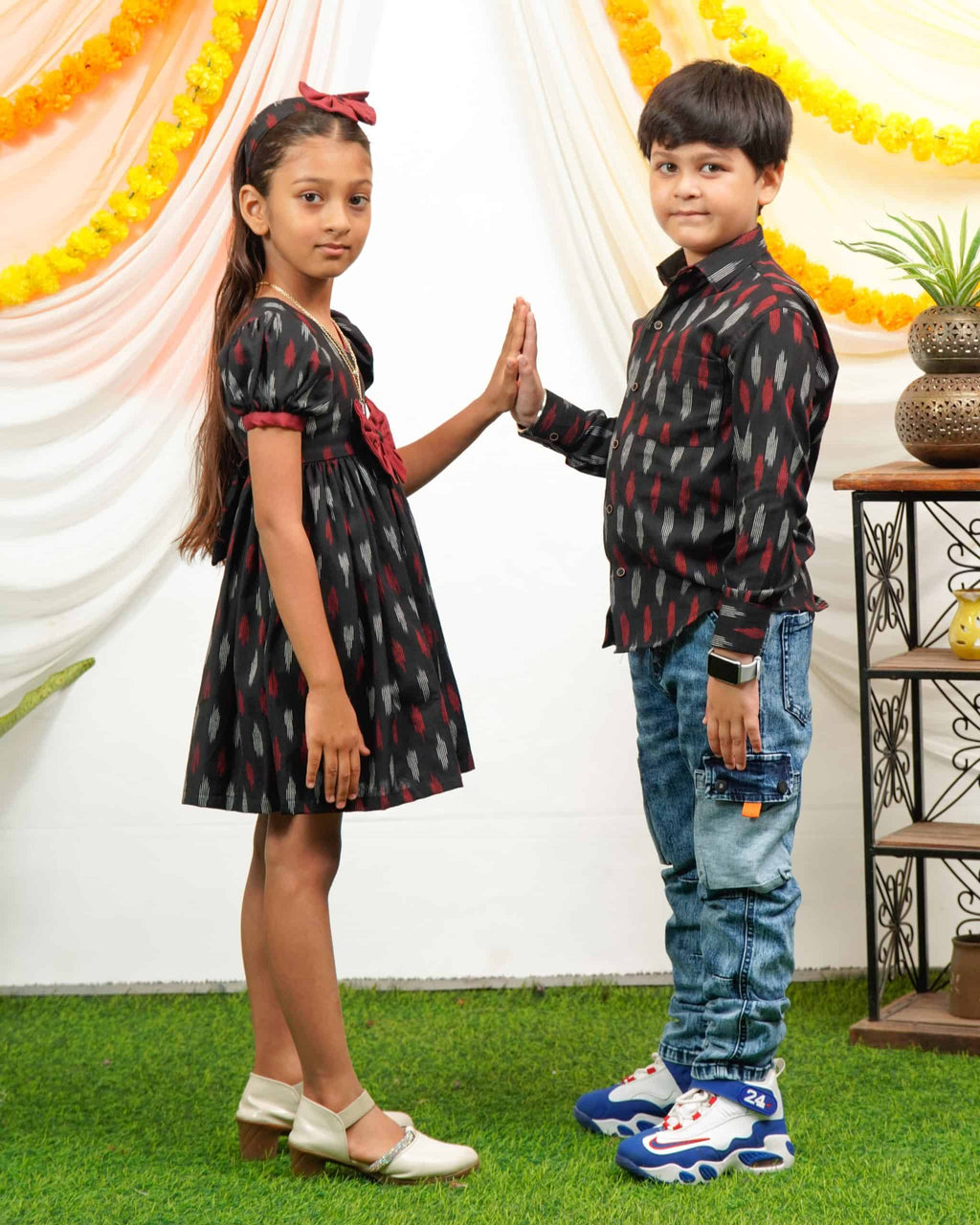 Blackberry Ikat Father Kid Twining