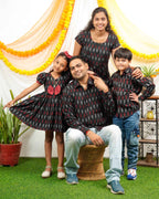 Blackberry Ikat Family
