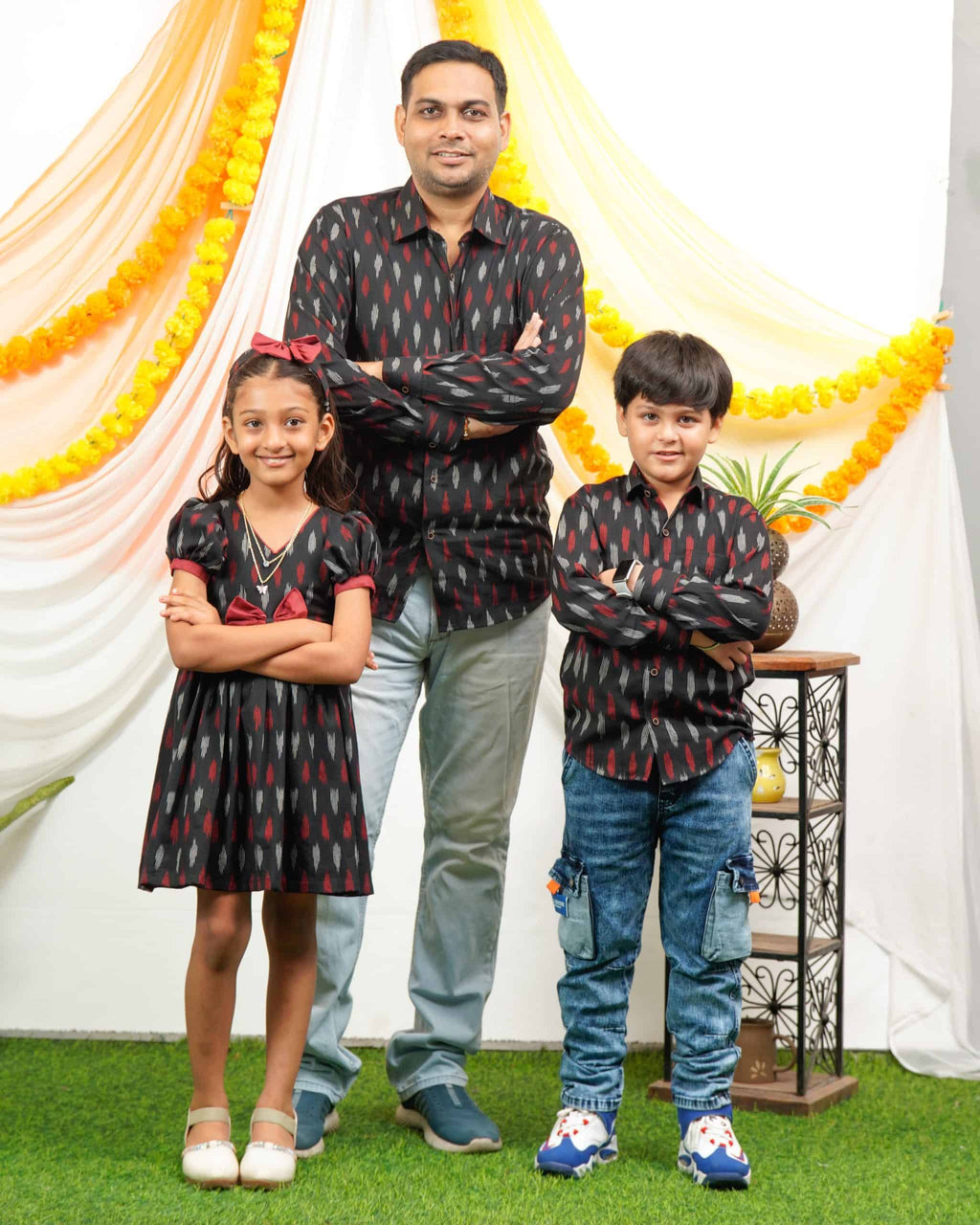 Blackberry Ikat Father Kid Twining