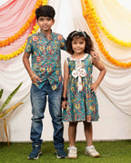 Turquoise Lily Father Kid Twining