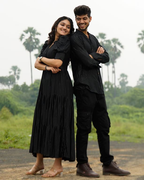Starry Black Long Couple