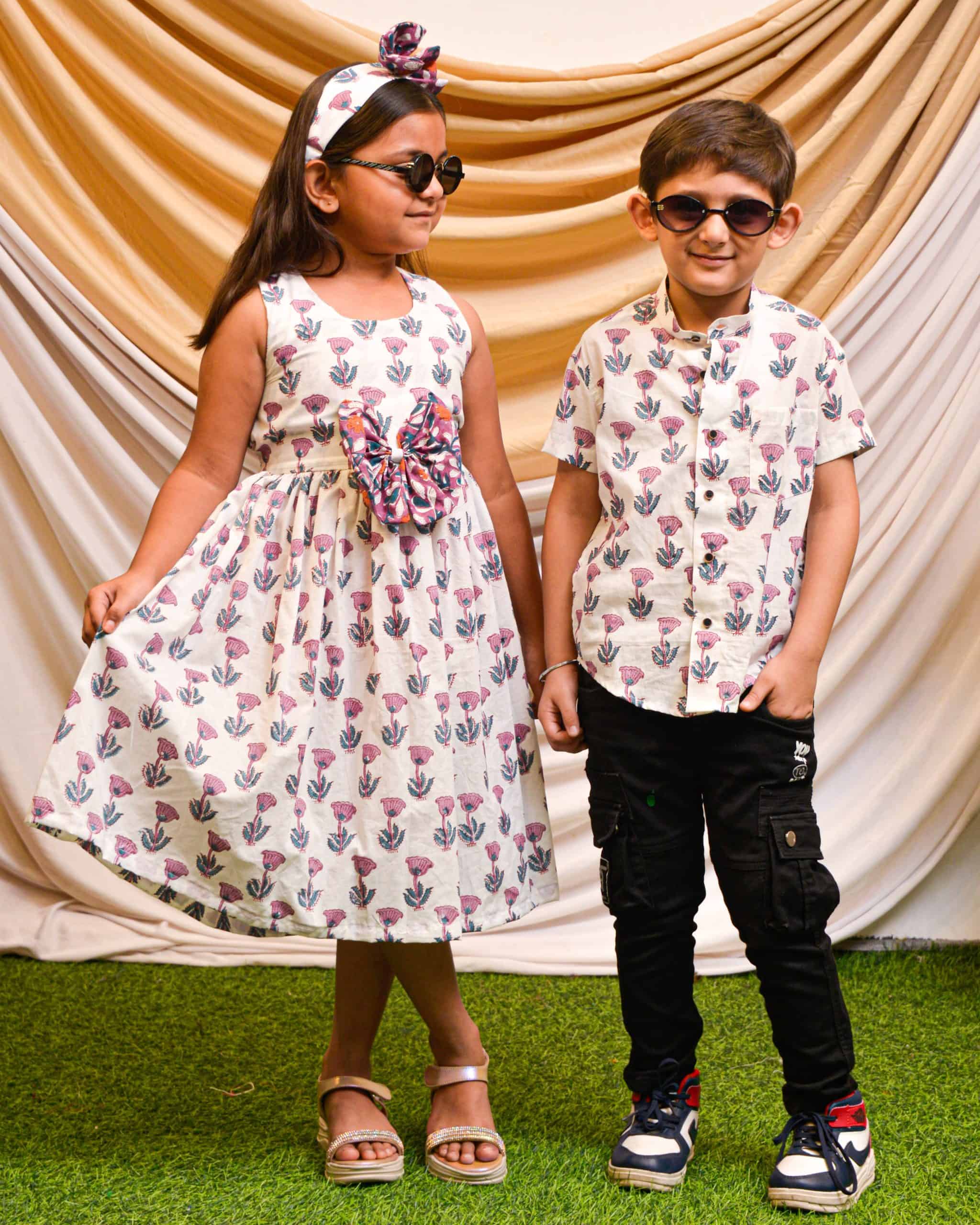 MoonStone White Mother Kids Twinning