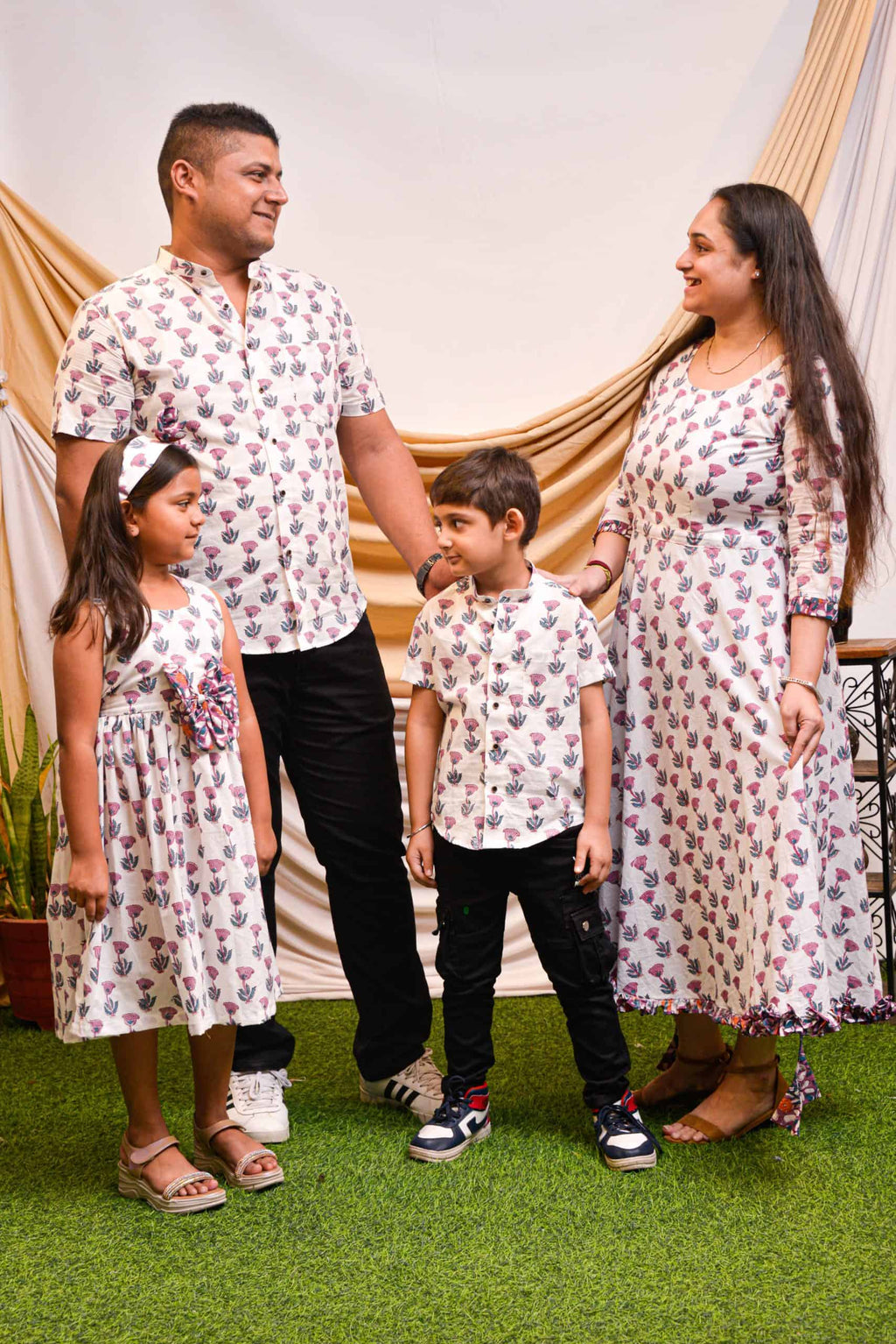 MoonStone White Family Set