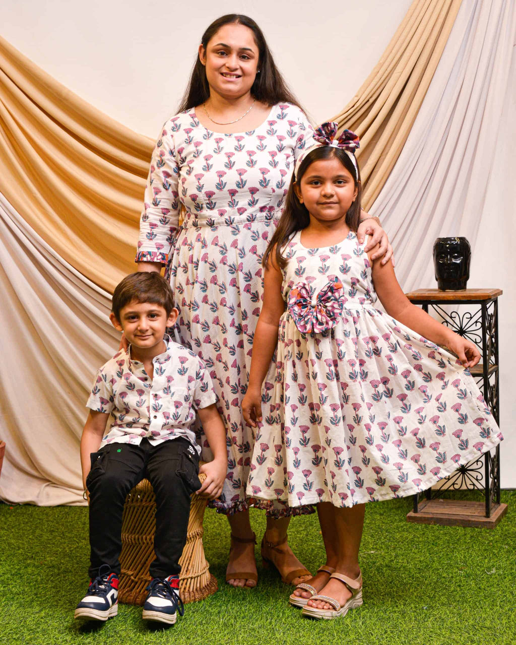 MoonStone White Mother Kids Twinning