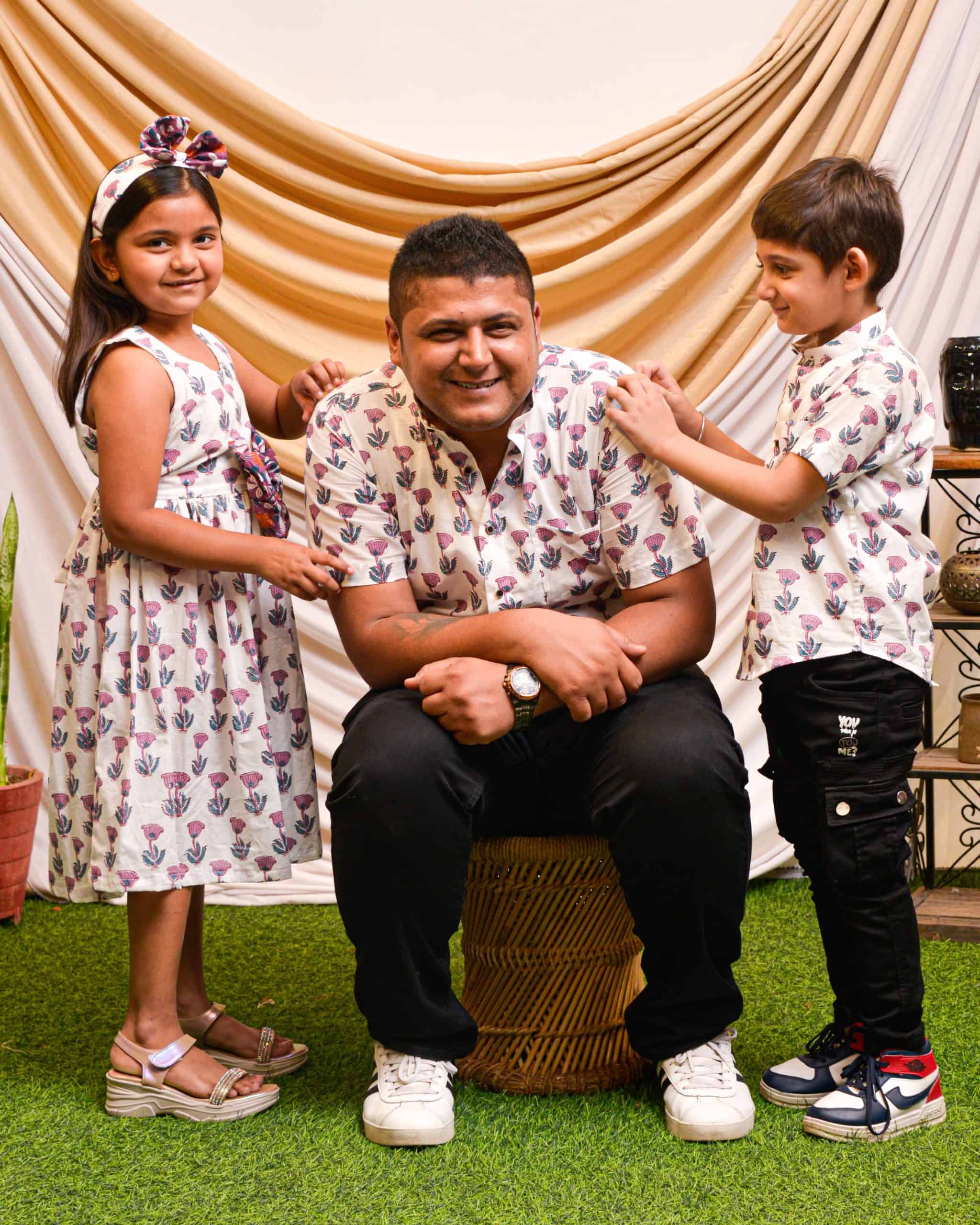 Moonstone White Father Kid Twining Secondary image