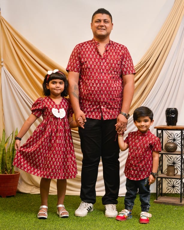 Crimson Maroon Father Kid Twining