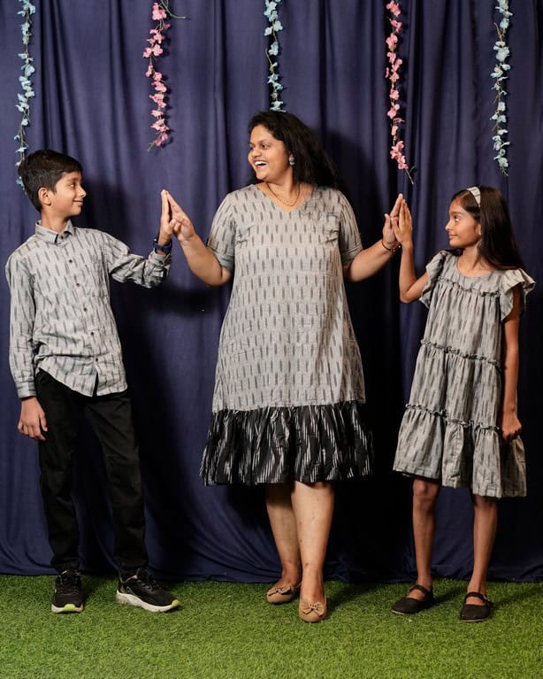 Groovy Grey Mother Kids Twinning