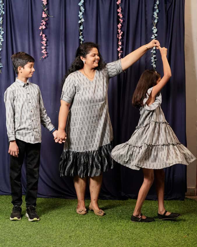 Groovy Grey Mother Kids Twinning