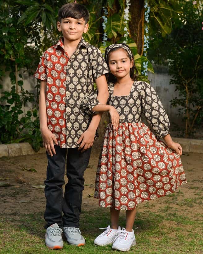 Rosy Noir Vine Family Set