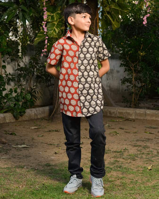 Rosy Noir Vine Kids Shirt Secondary image
