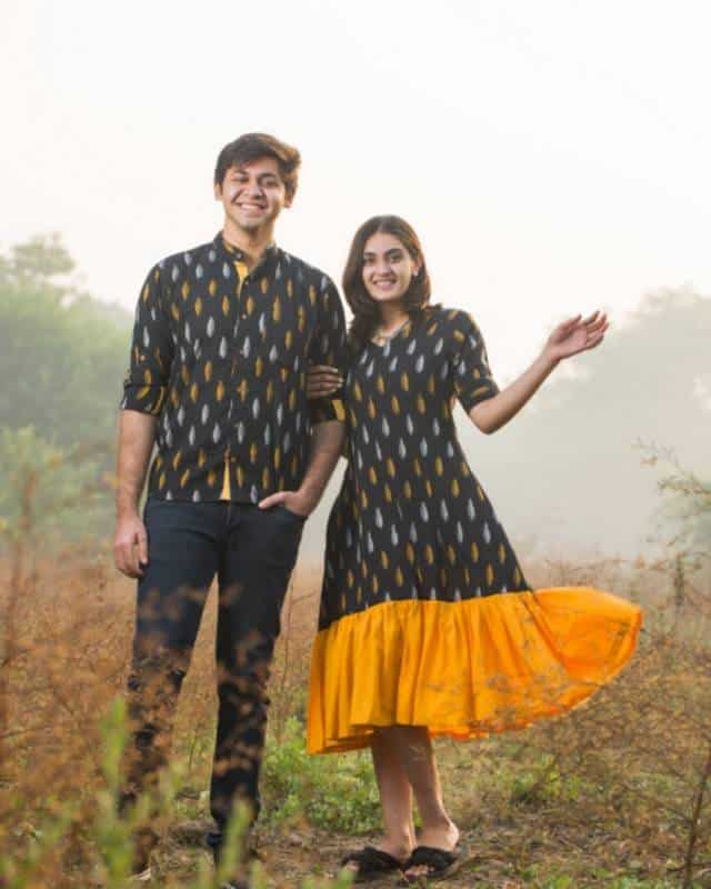 Bumblebee Black Ikat Couple