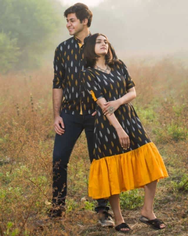 Bumblebee Black Ikat Couple Secondary image