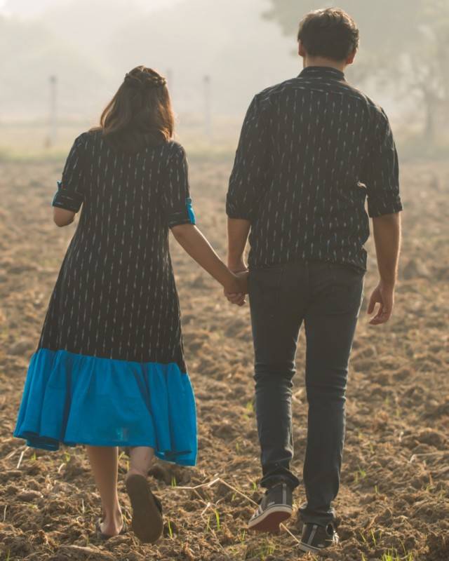 Ocean Black Frill Couple