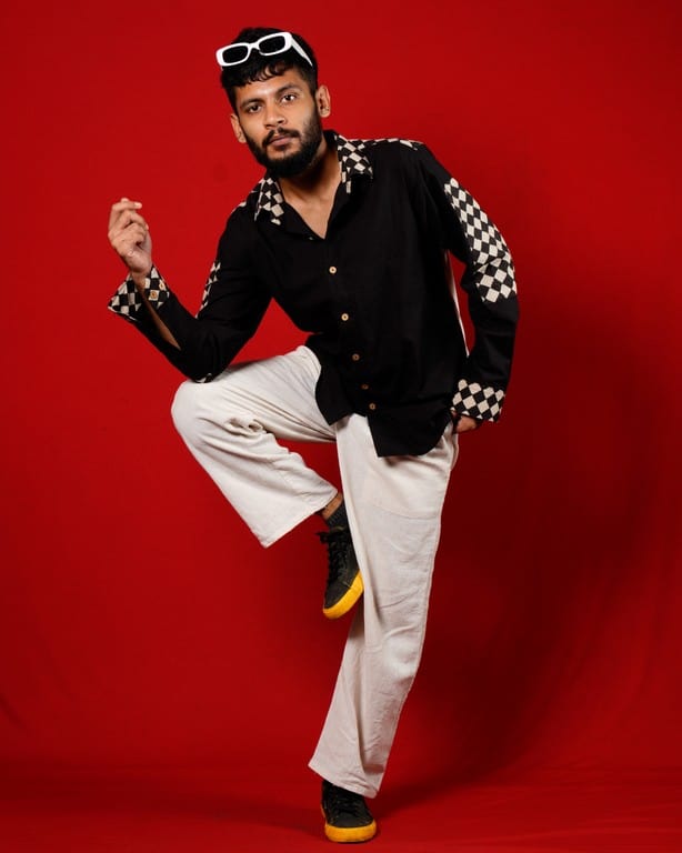 Loma Tantra Shirt