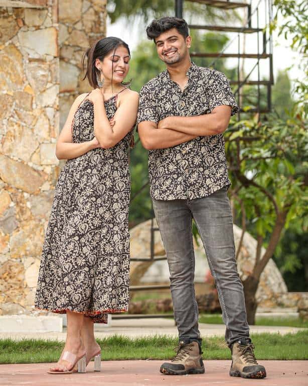 Black Floral Kiara Couple