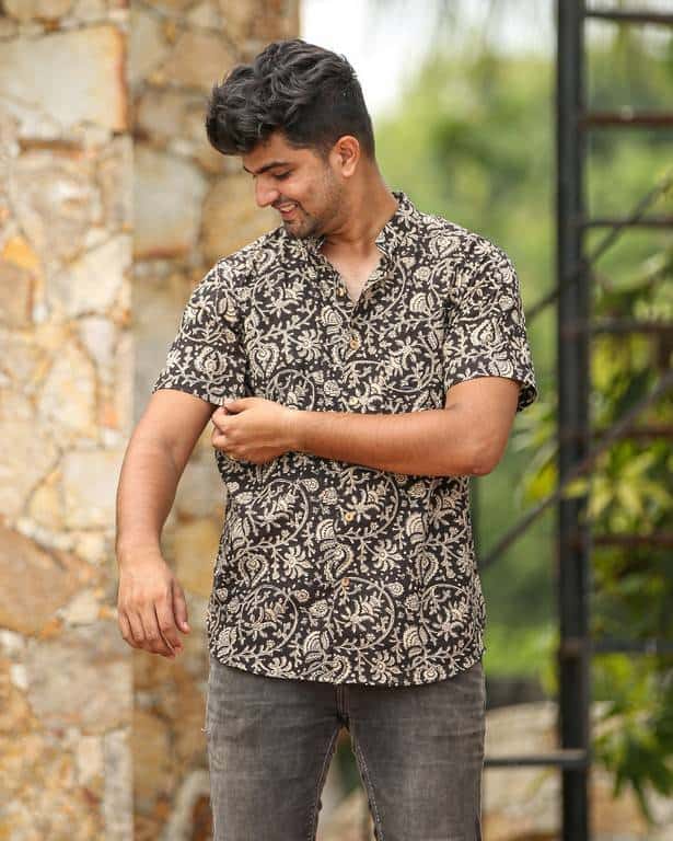 Black Floral Kiara Shirt Secondary image