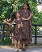Black Maroon Blast Mother Daughter Twinning