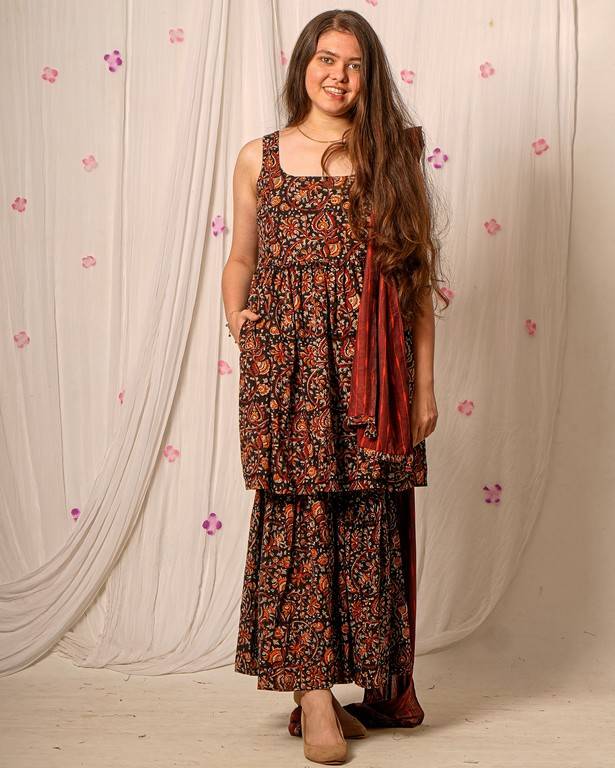 Black Maroon Blast Sharara Nursing Set
