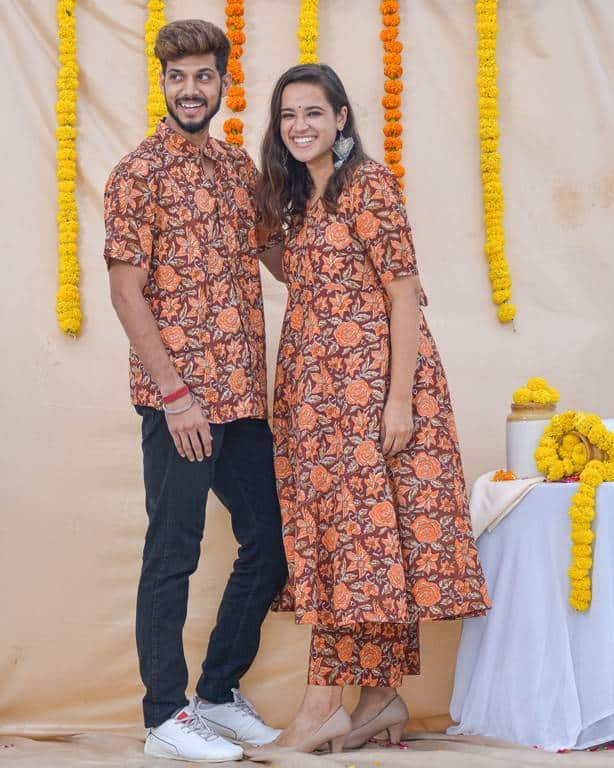 Brick Rose Couple Set
