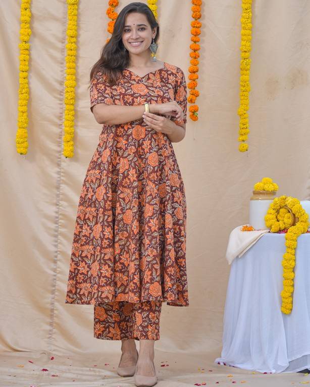 Brick Rose Kurta Set