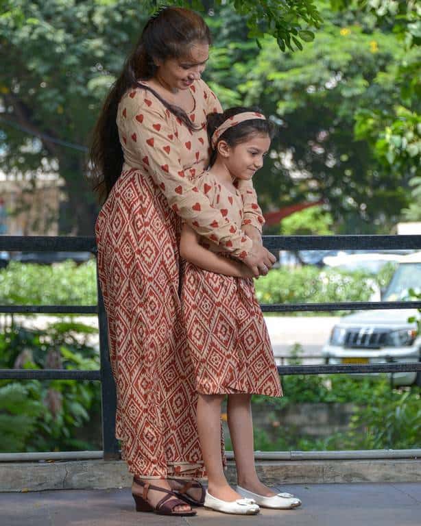Cinnamon Whirl Mother Daughter Twinning