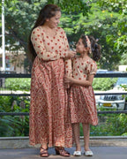 Cinnamon Whirl Mother Daughter Twinning