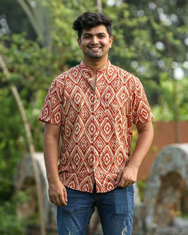 Cinnamon Whirl Shirt Main image